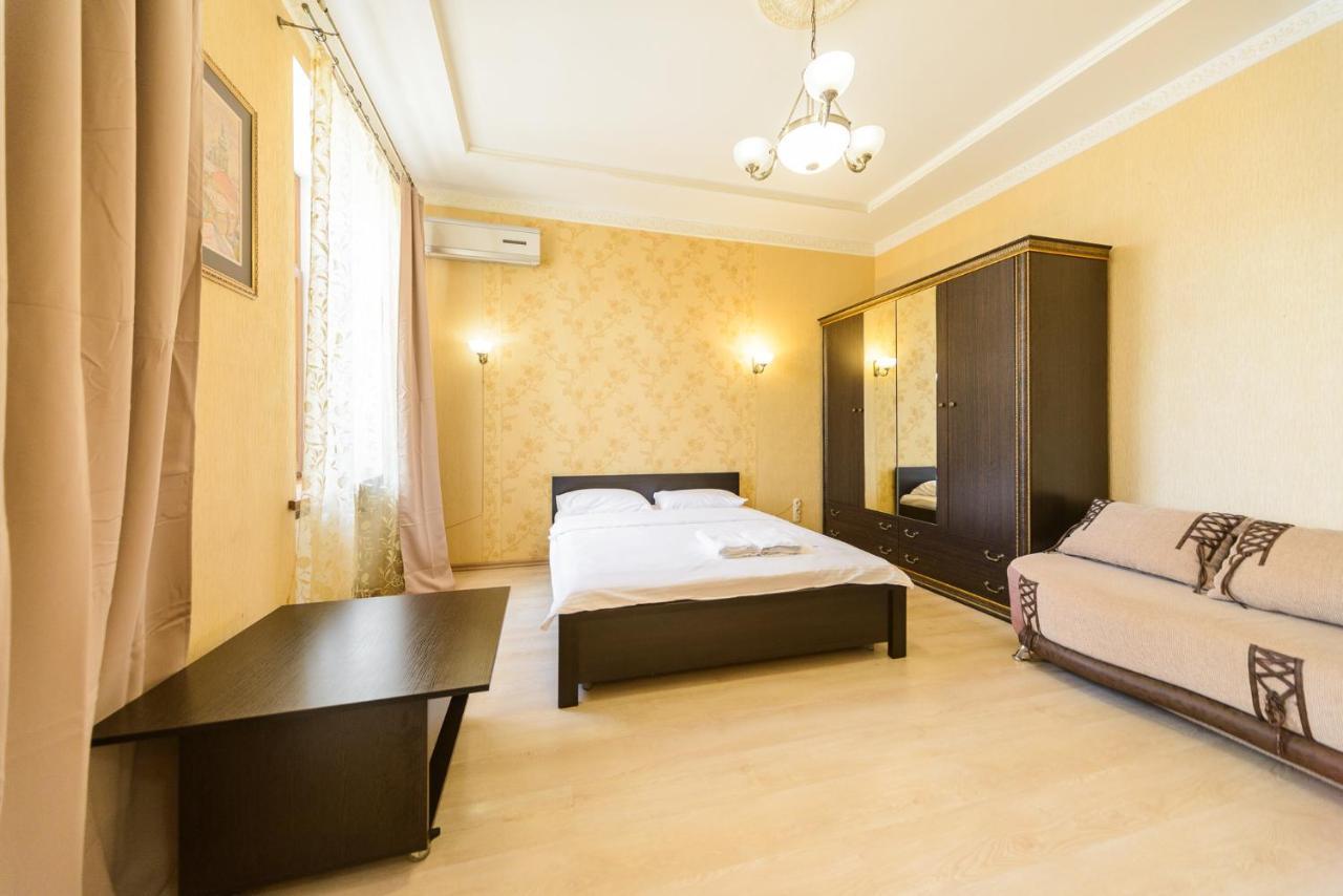 911 Apartments Center Kiev Bagian luar foto