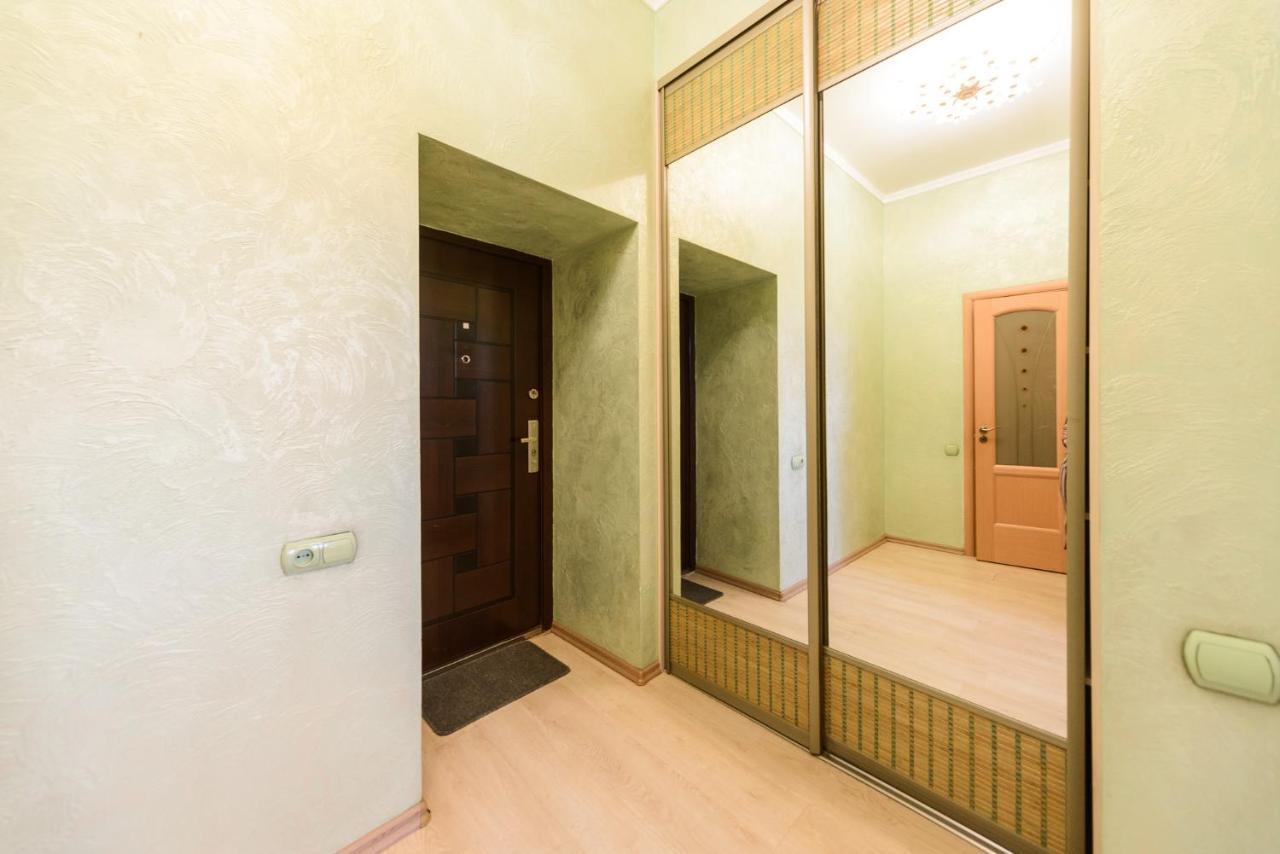 911 Apartments Center Kiev Bagian luar foto