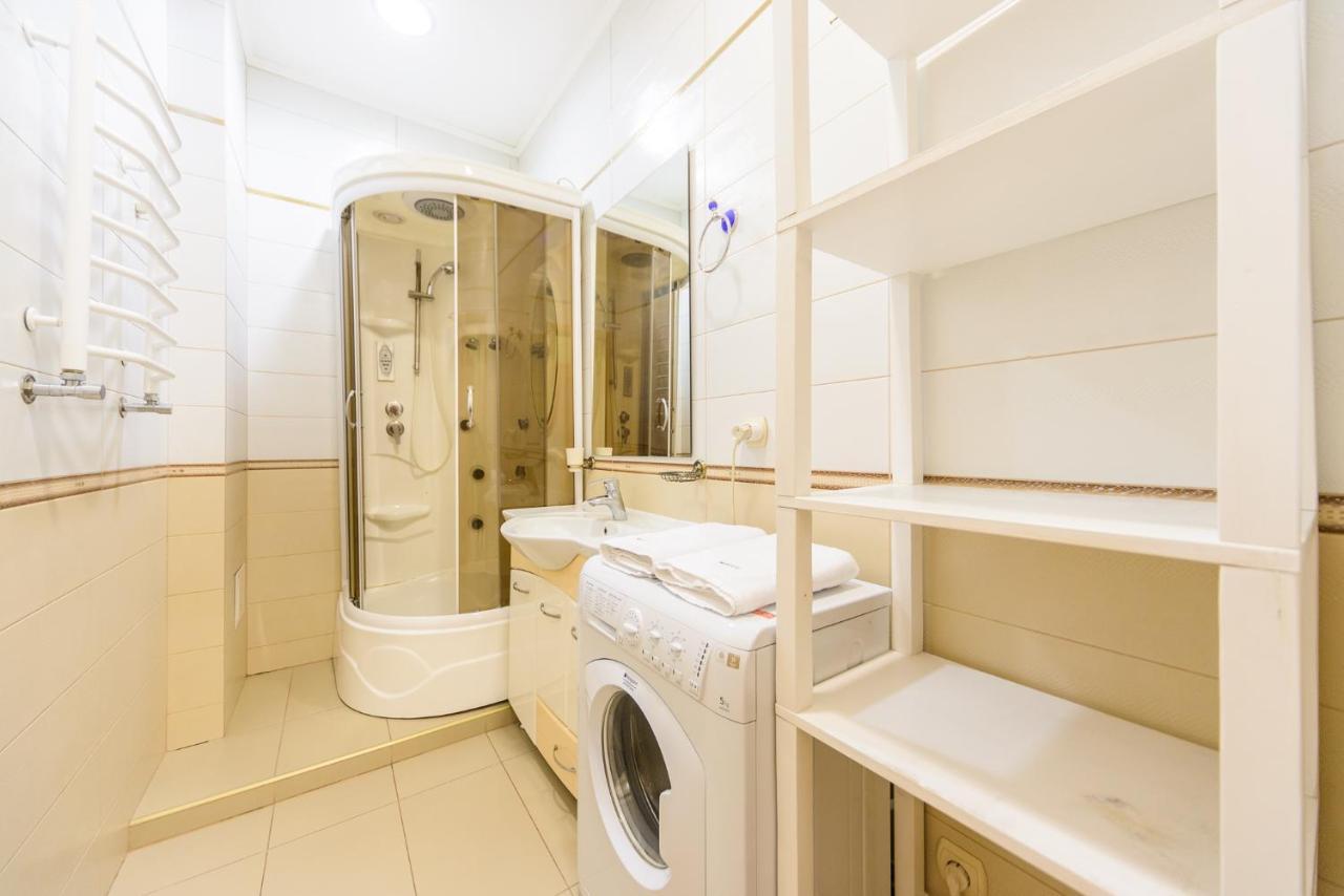 911 Apartments Center Kiev Bagian luar foto
