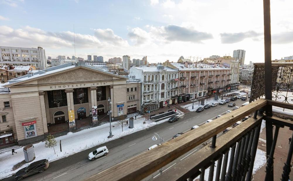 911 Apartments Center Kiev Bagian luar foto