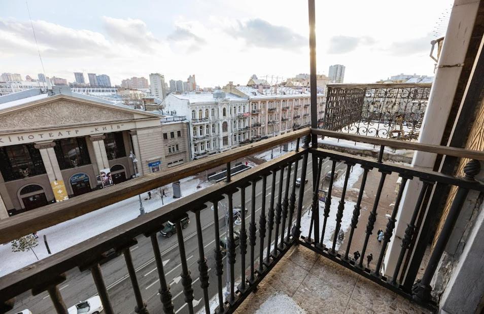 911 Apartments Center Kiev Bagian luar foto