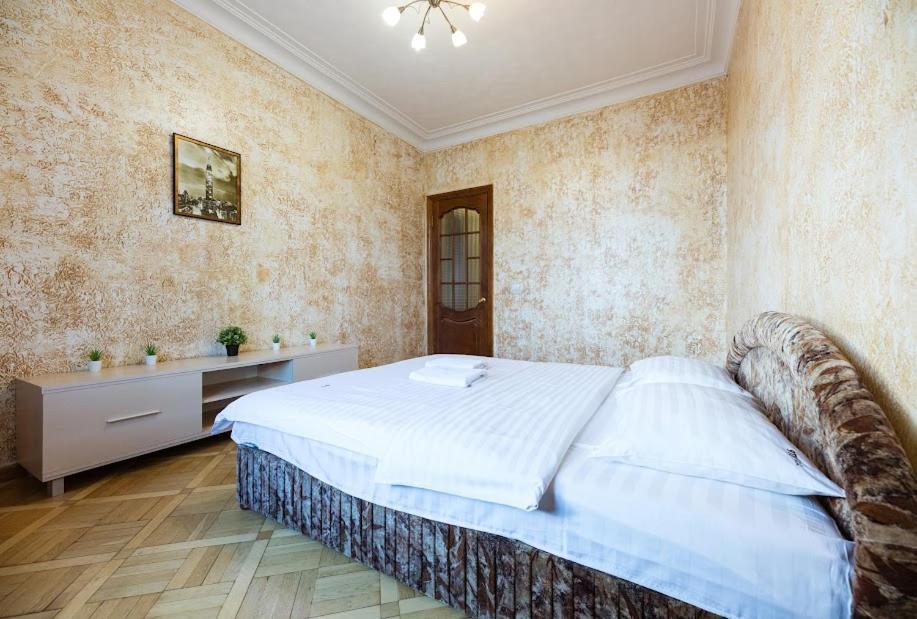 911 Apartments Center Kiev Bagian luar foto