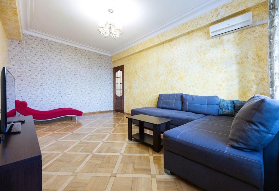 911 Apartments Center Kiev Bagian luar foto